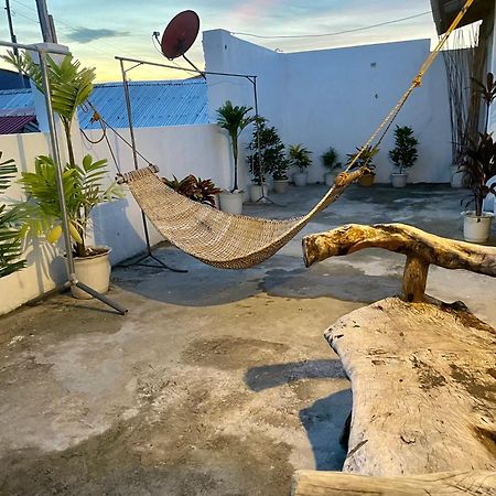 Precious Homestay Burgos  Buitenkant foto