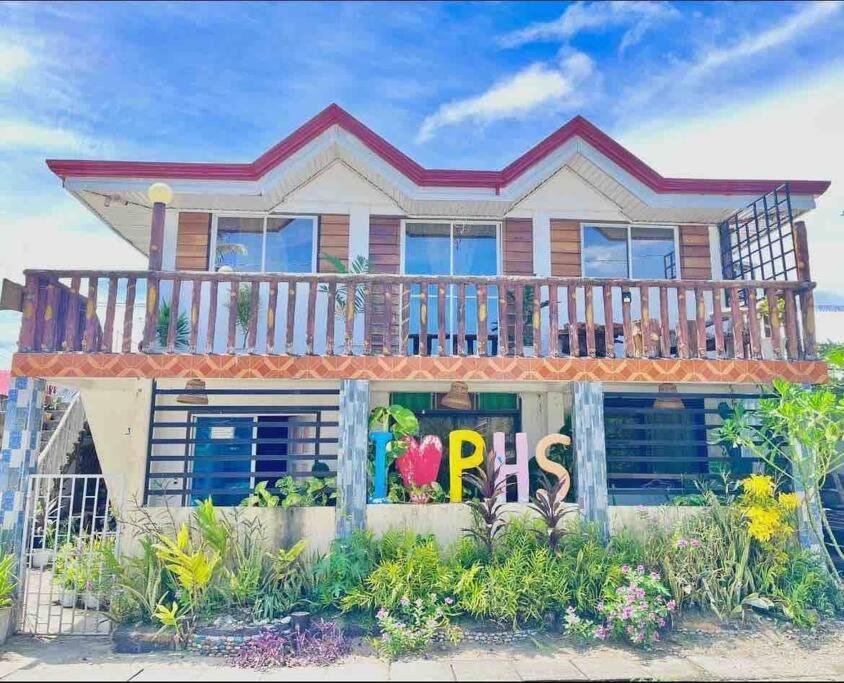 Precious Homestay Burgos  Buitenkant foto