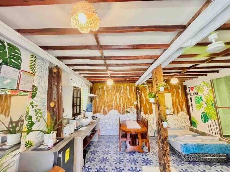 Precious Homestay Burgos  Buitenkant foto