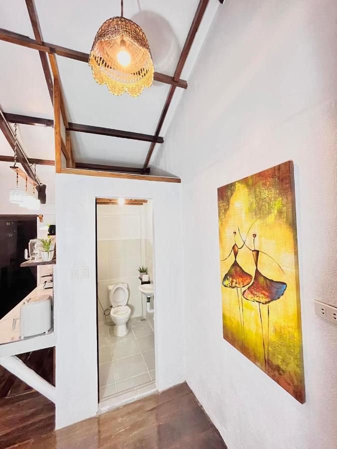 Precious Homestay Burgos  Buitenkant foto