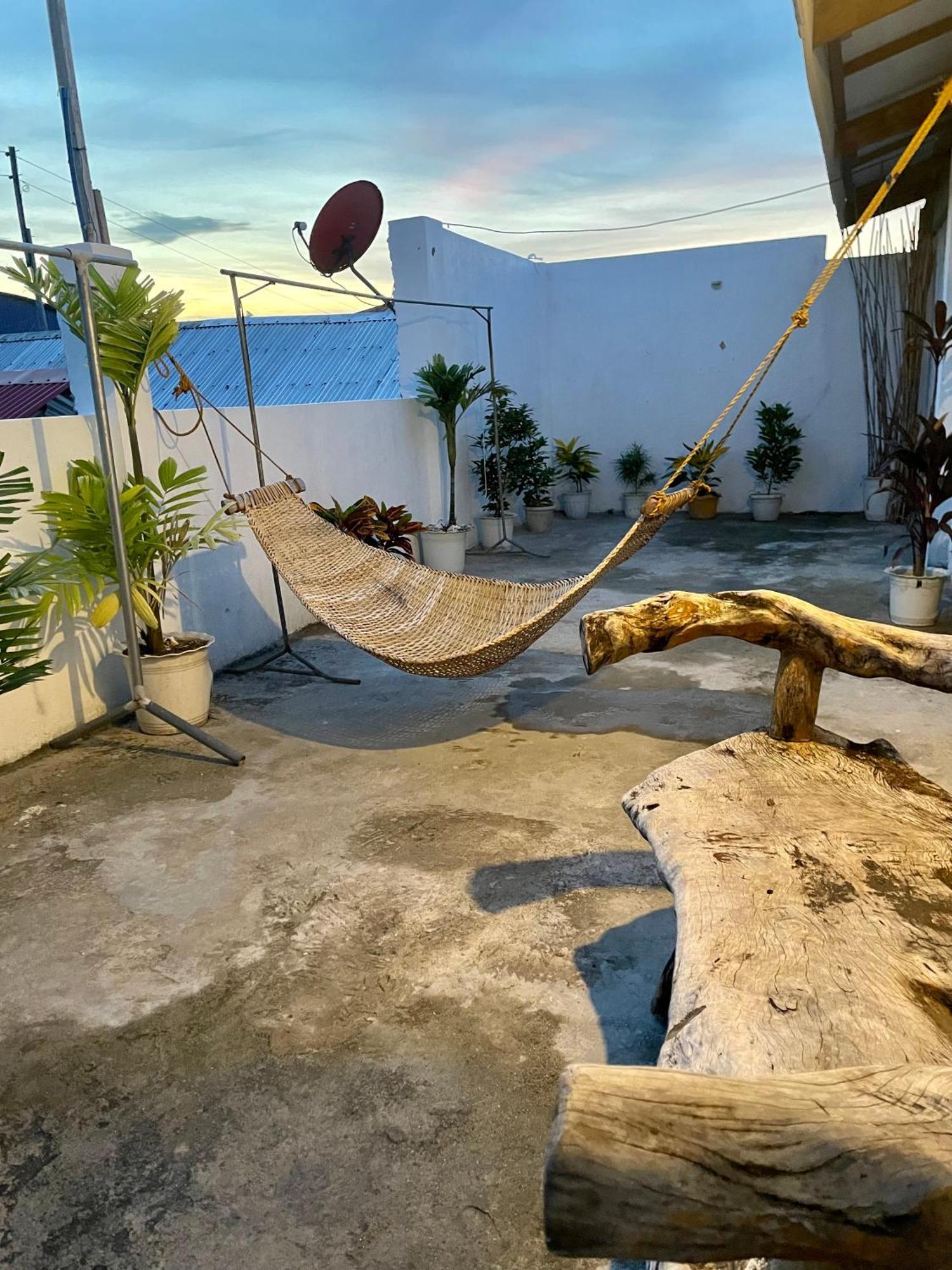 Precious Homestay Burgos  Buitenkant foto